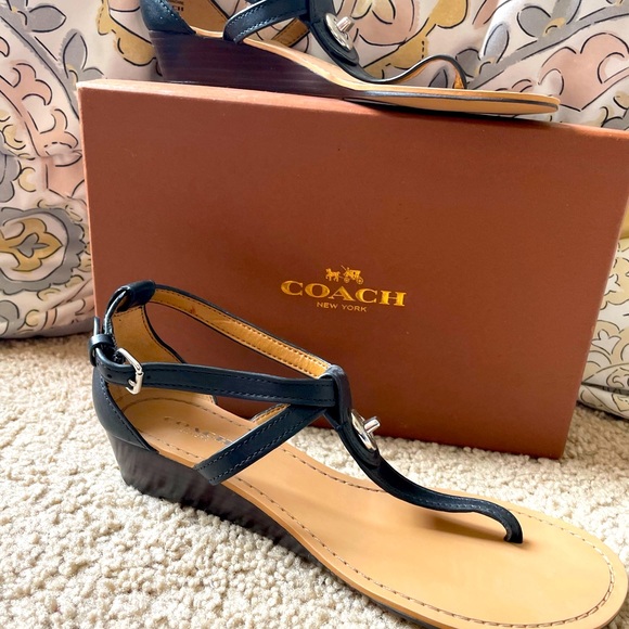 Beautiful black Coach sandals with a small platform. Size 7.5. Brand new. - Picture 1 of 3